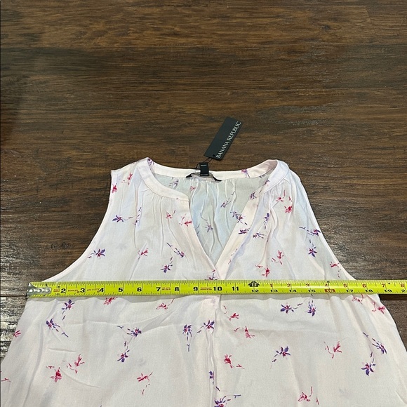 Banana Republic Pink & Purple Sleeveless V-Neck Top Size S - Picture 7 of 9